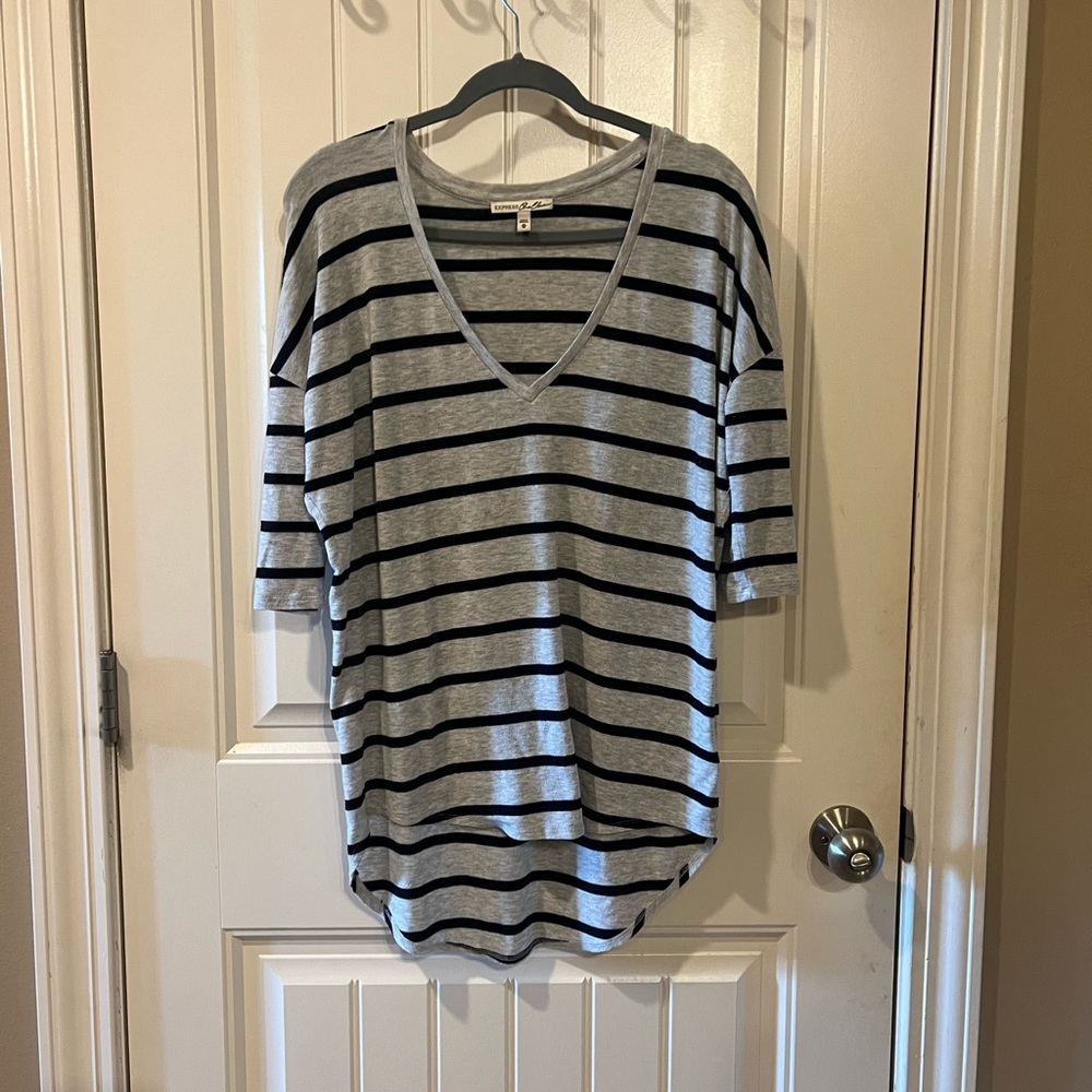 Express T-shirt